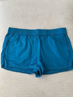 Loft Women’s Teal Casual Pull-On Shorts With Lace Trimmings in Size L
